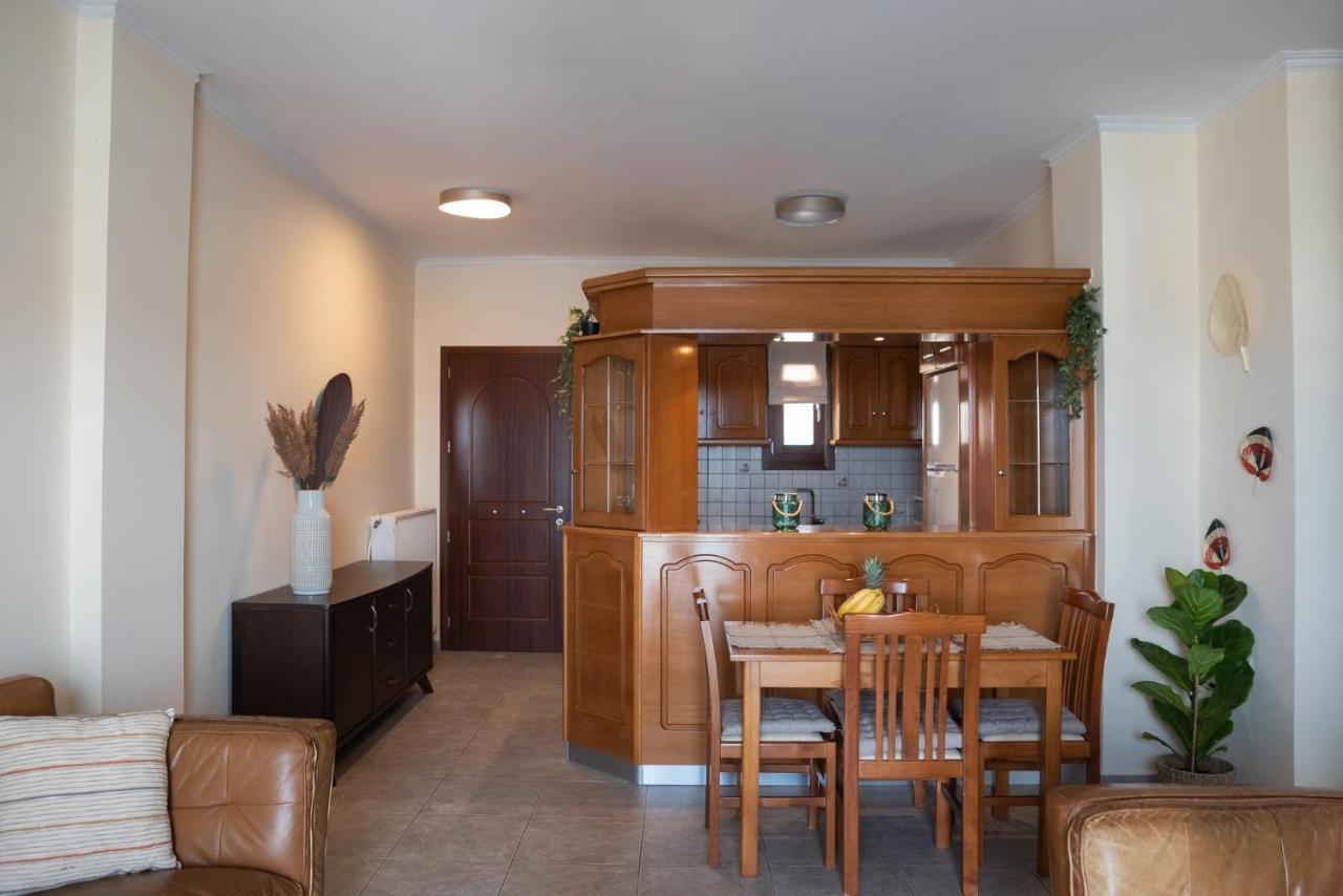 Destino Home Overlooking The Venetian Port Of Chania La Canea Exterior foto