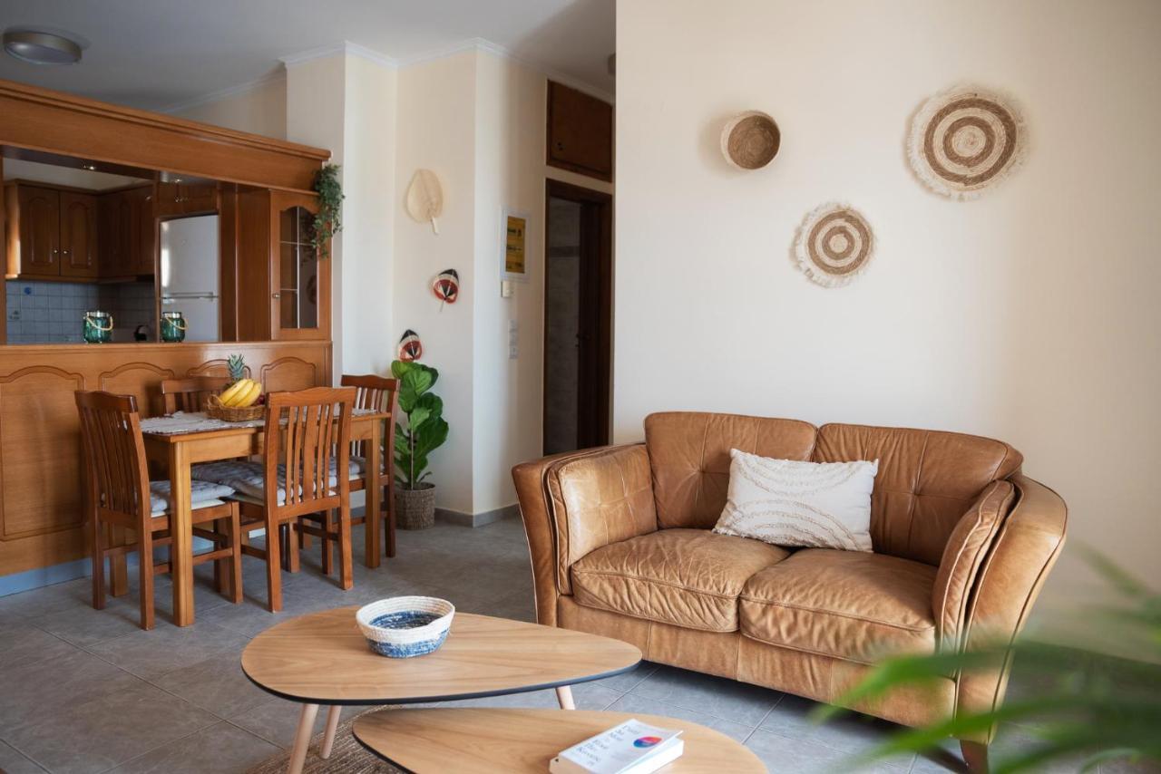 Destino Home Overlooking The Venetian Port Of Chania La Canea Exterior foto