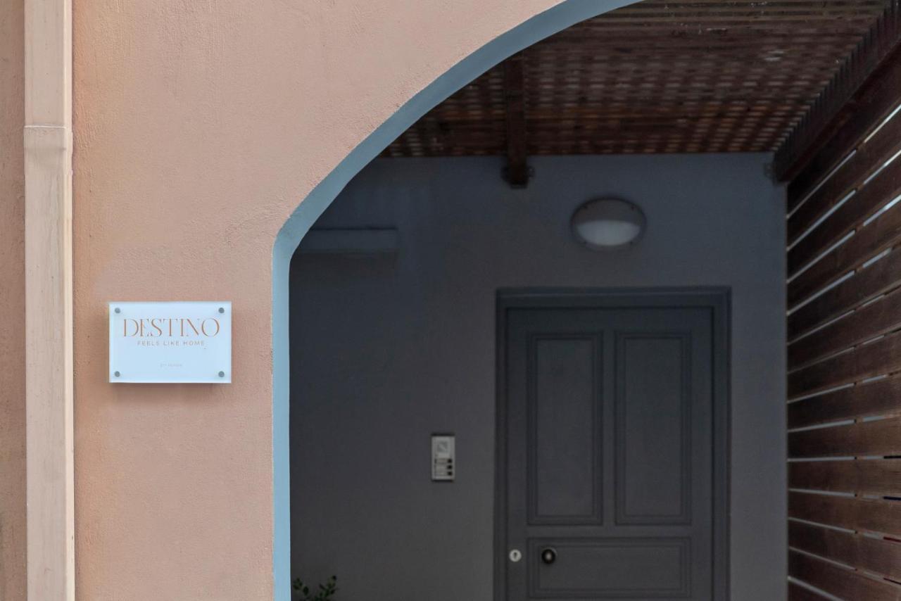 Destino Home Overlooking The Venetian Port Of Chania La Canea Exterior foto