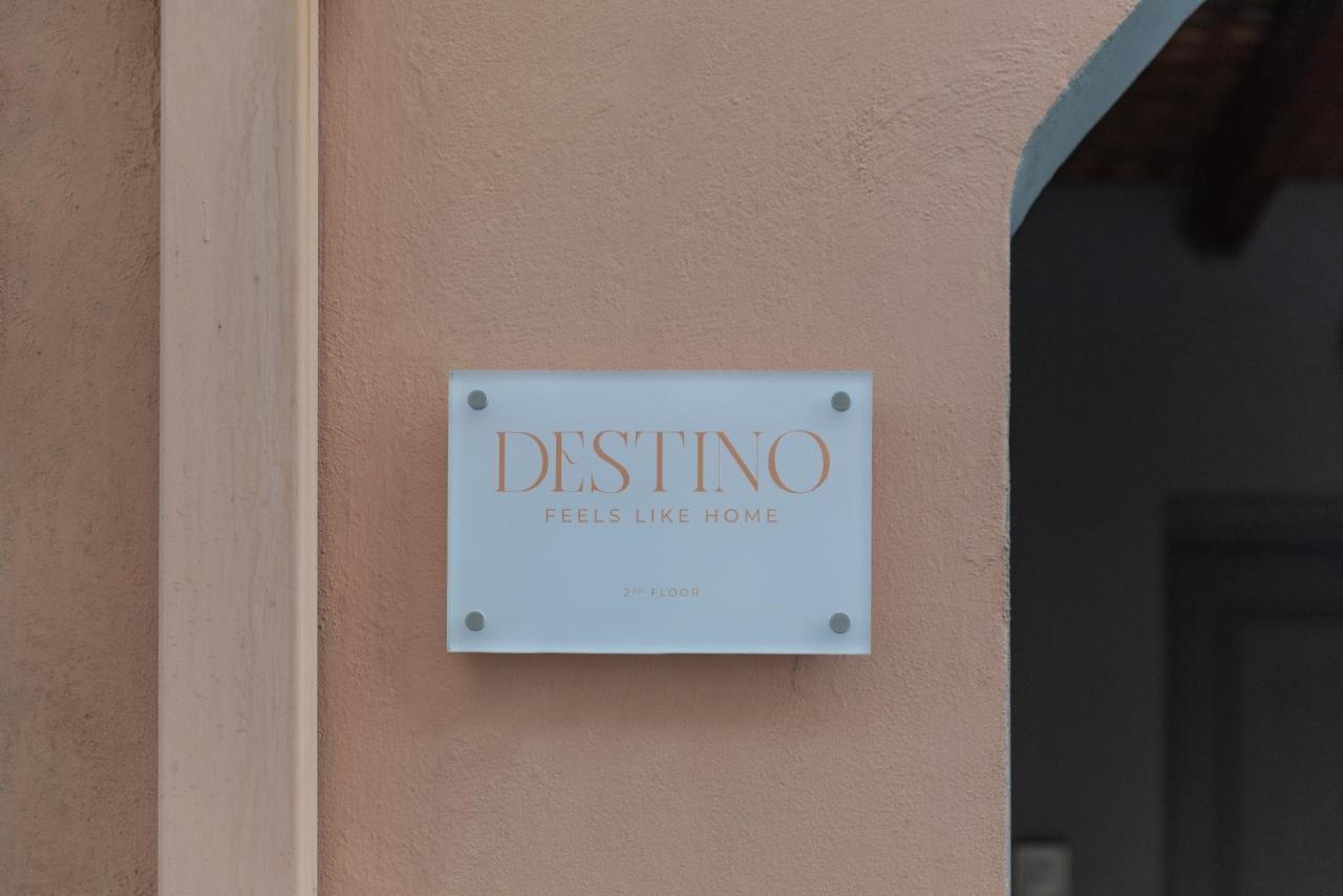 Destino Home Overlooking The Venetian Port Of Chania La Canea Exterior foto