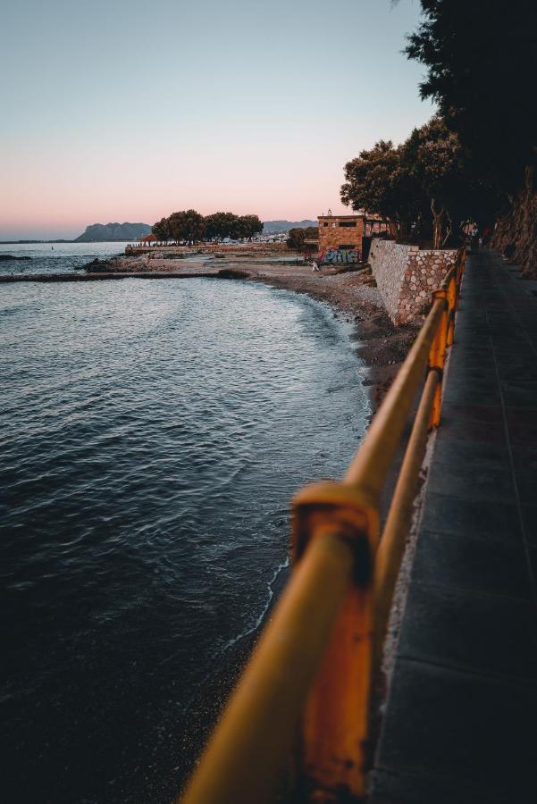 Destino Home Overlooking The Venetian Port Of Chania La Canea Exterior foto
